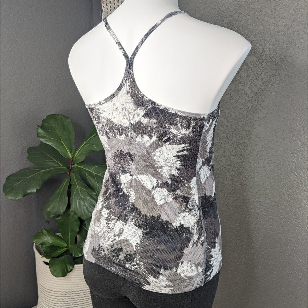 Nike Dri-Fit Exercise Tank Top - Picture 2 of 9